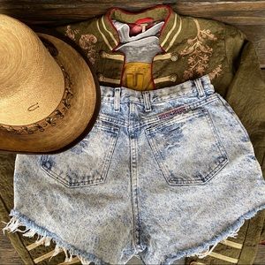 VINTAGE BRISTOL BLUES DENIM CUTOFFS ACID WASH sz32